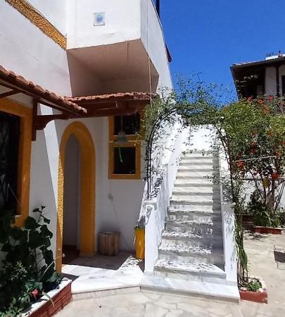 Nikis Apartments Agios Gordios  Bagian luar foto