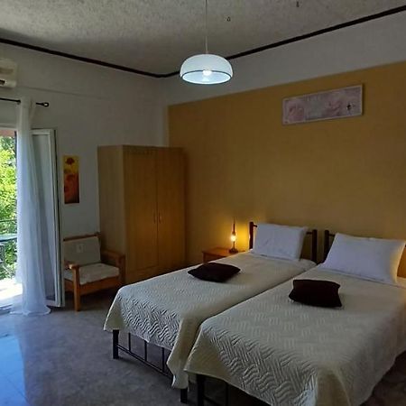 Nikis Apartments Agios Gordios  Bagian luar foto