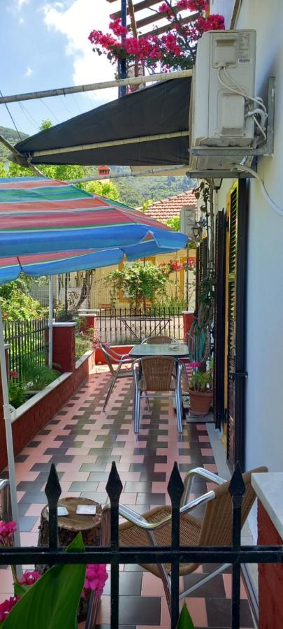 Nikis Apartments Agios Gordios  Bagian luar foto