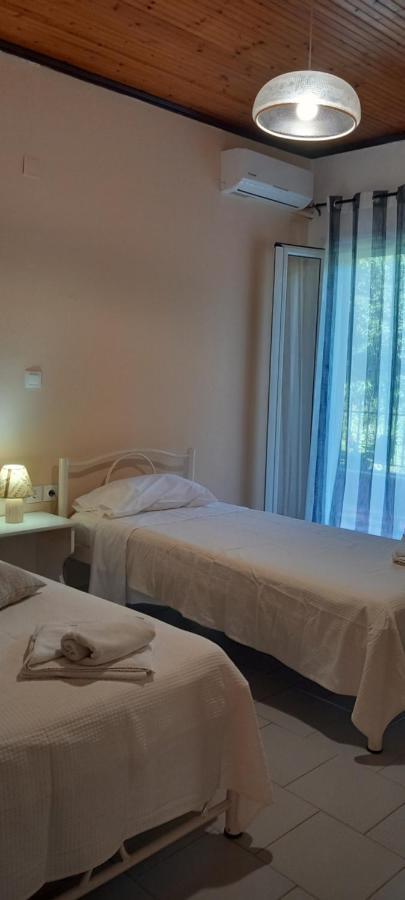 Nikis Apartments Agios Gordios  Bagian luar foto
