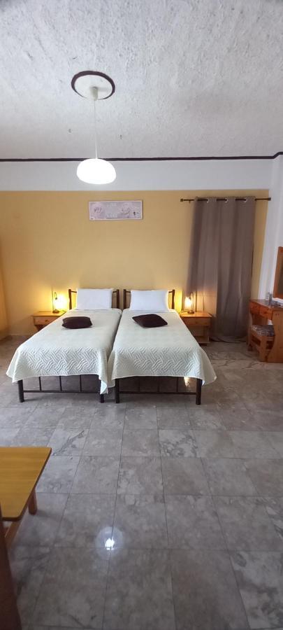 Nikis Apartments Agios Gordios  Bagian luar foto