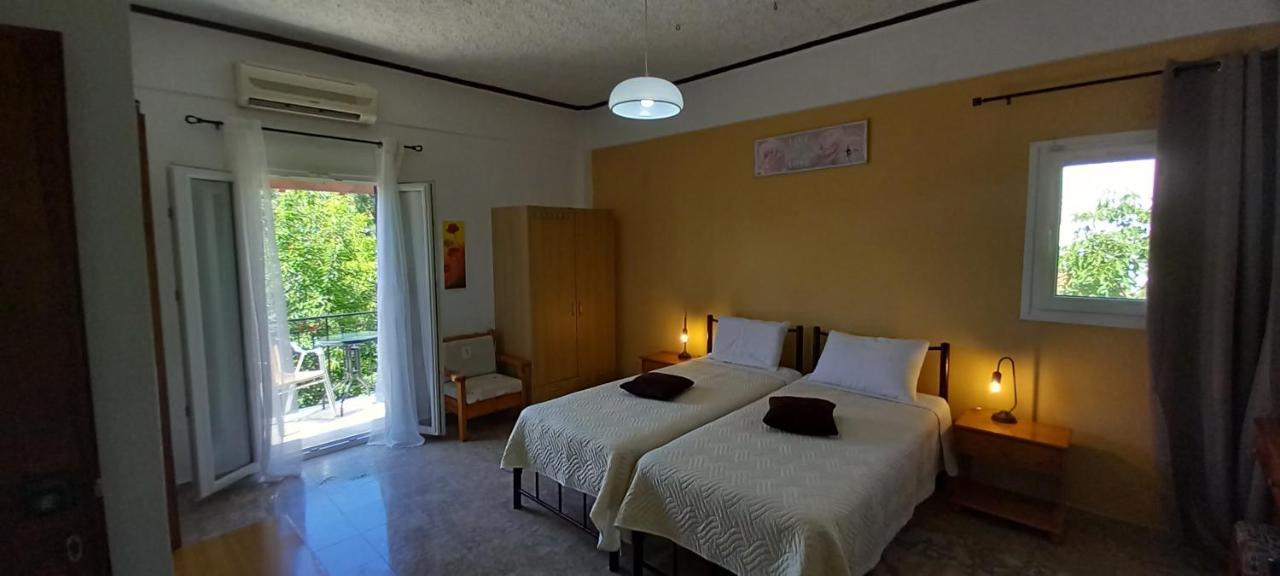 Nikis Apartments Agios Gordios  Bagian luar foto