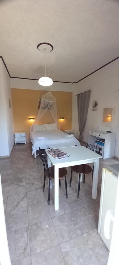Nikis Apartments Agios Gordios  Bagian luar foto